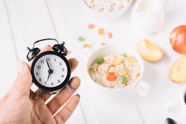 Intermittent Fasting: The Health Benefits, Risks, and Finding the Middle Ground